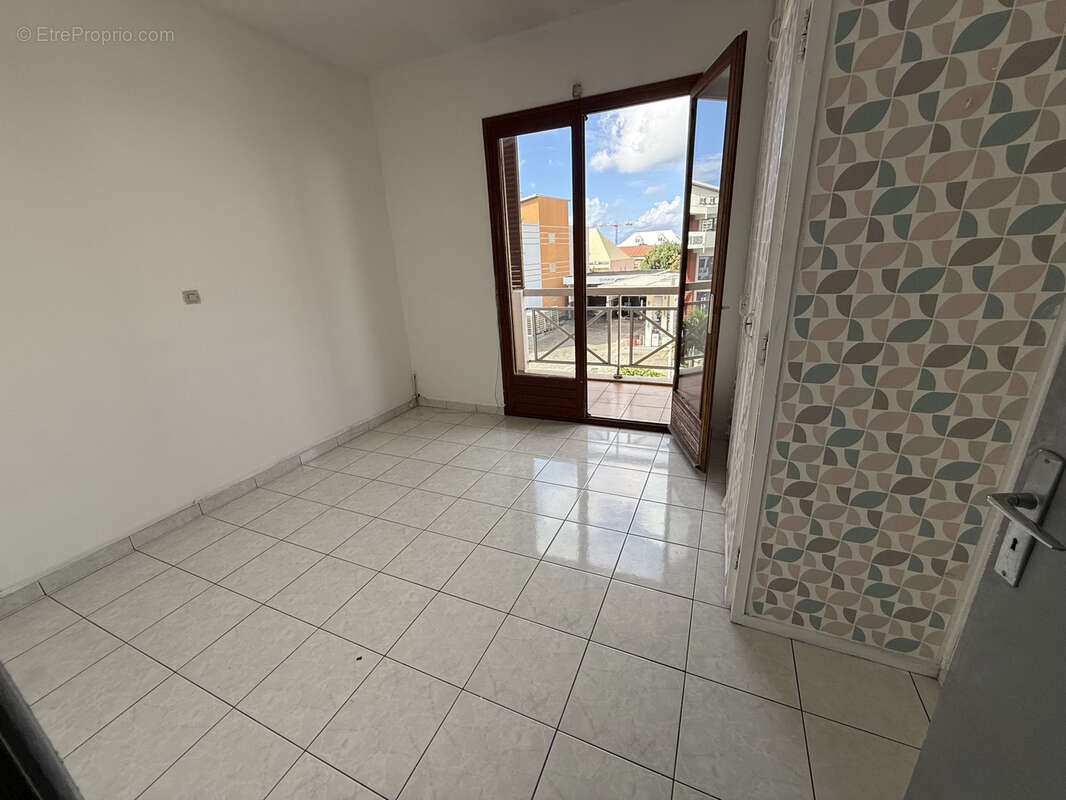Appartement à SAINT-DENIS