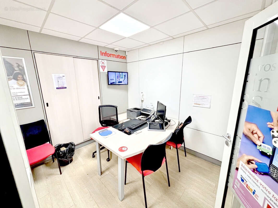 Commerce à TAULIGNAN