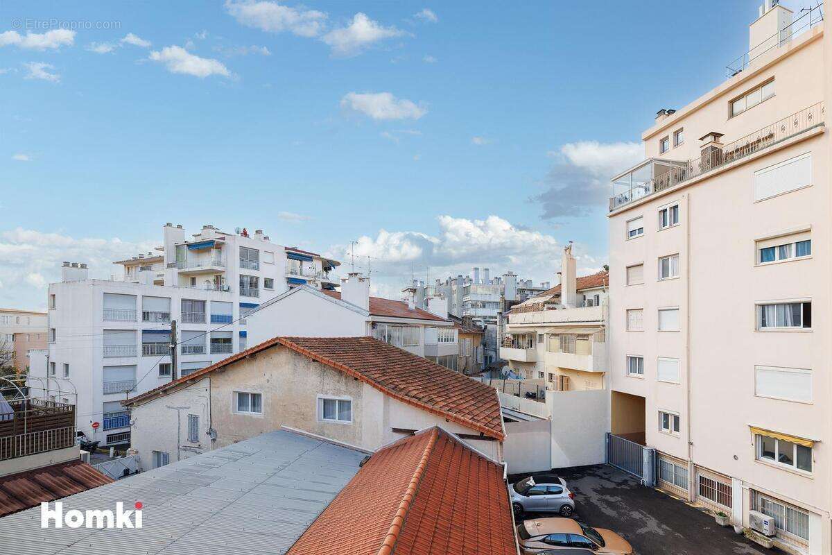 Appartement à LE CANNET