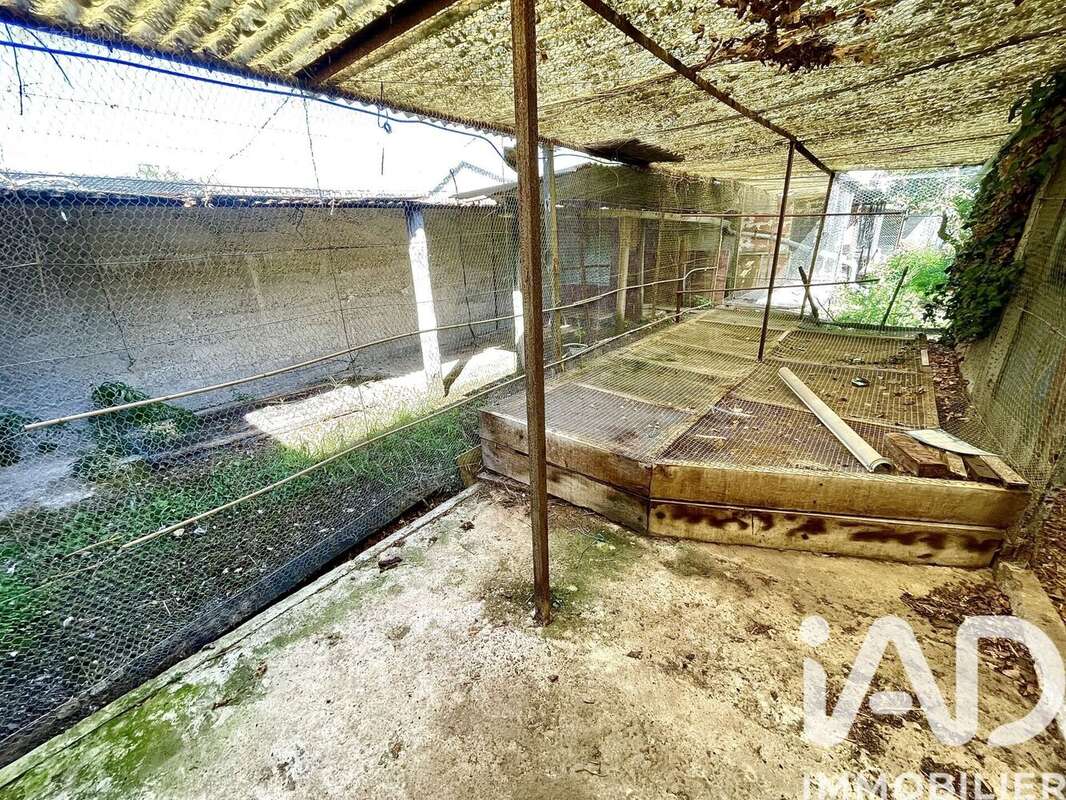 Photo 9 - Terrain à LATHUS-SAINT-REMY