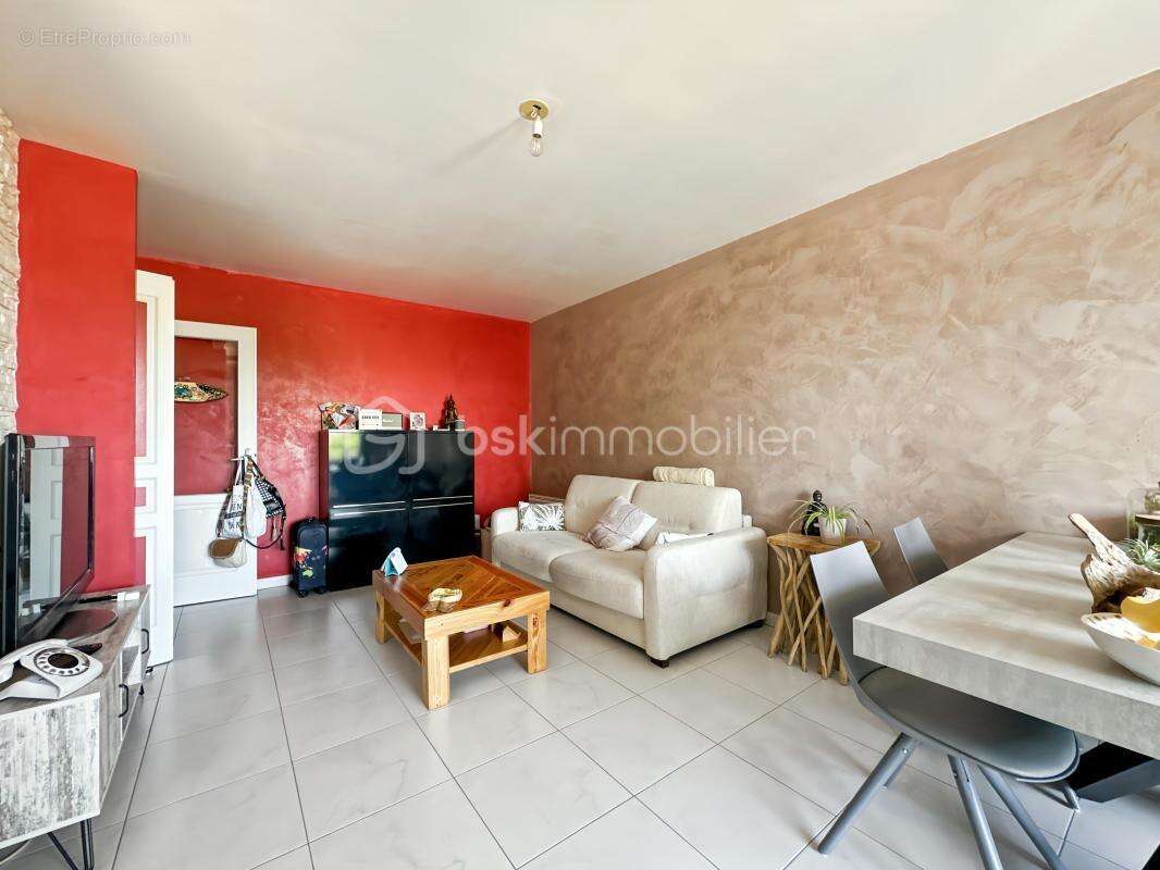 Bel appartement avec balcon et box - photo 2