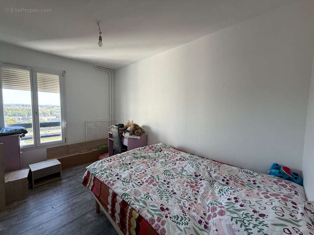 Appartement à CHARLEVILLE-MEZIERES