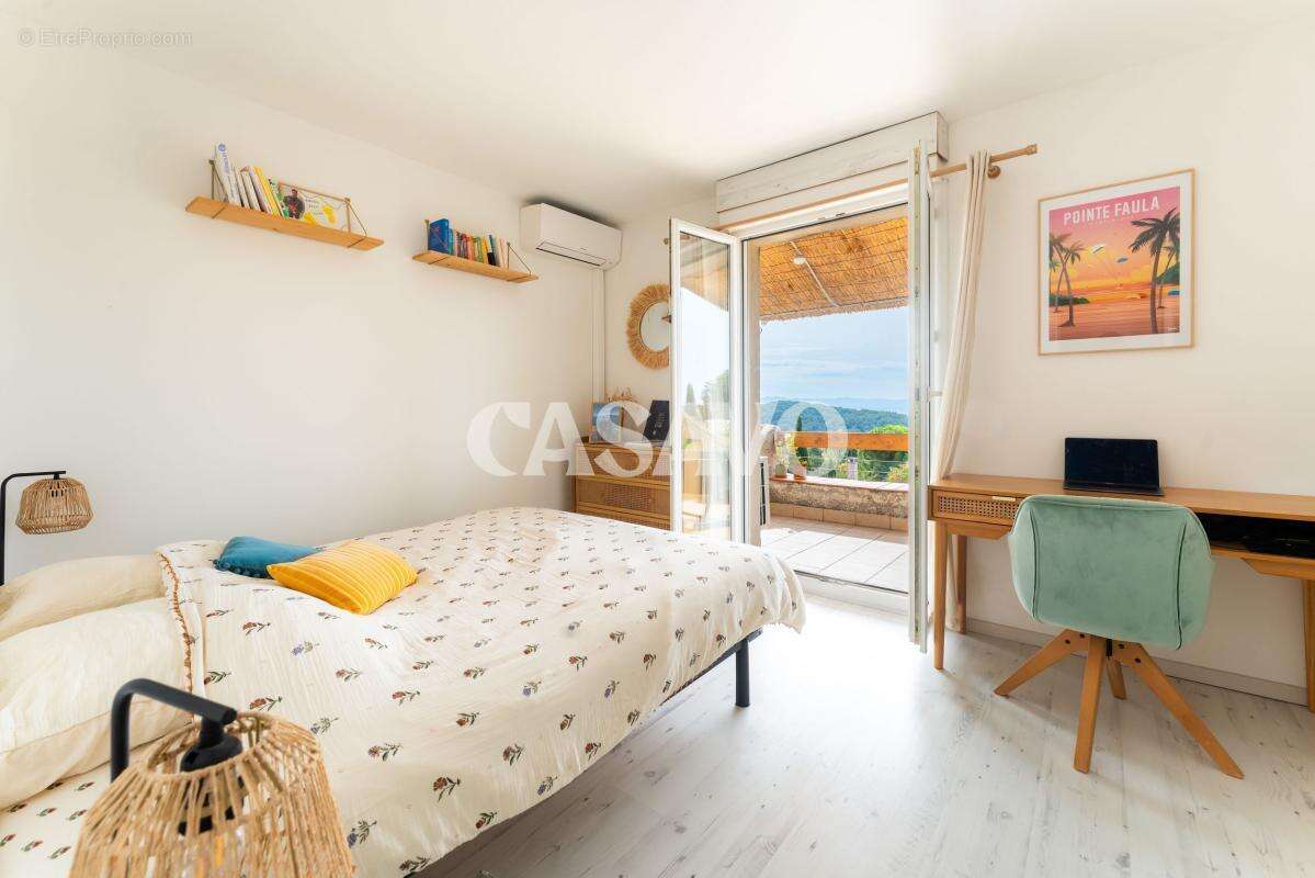 Appartement à EGUILLES