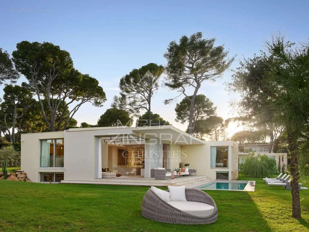 Villa Neuve de Luxe avec Vue Panoramique sur la Mer - photo 27