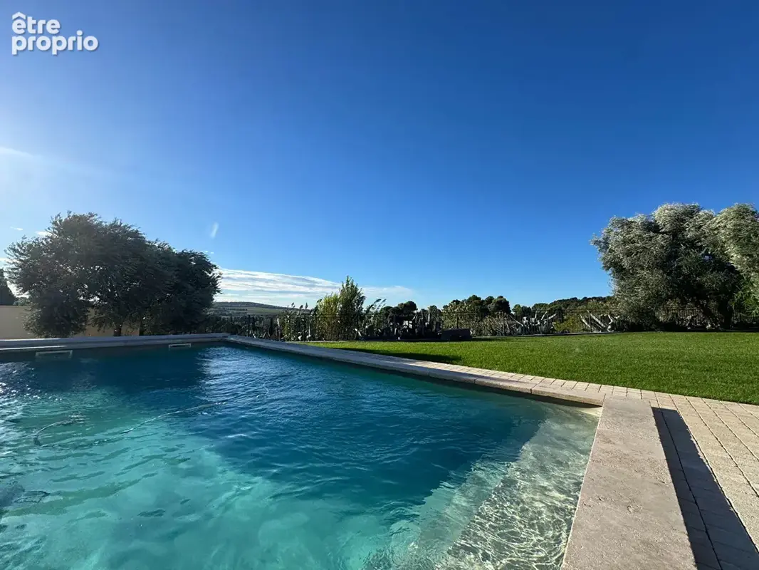 Villa d'exception avec vue dégagée et prestations haut de gamme - photo 2