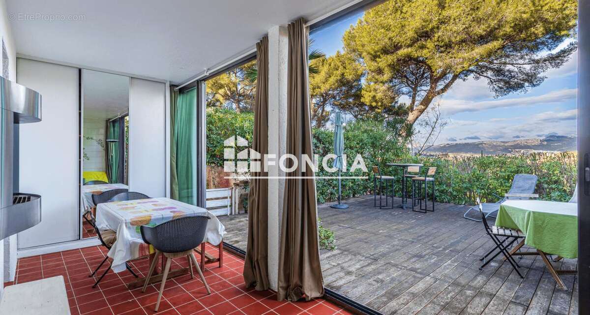 Appartement à SAINT-MANDRIER-SUR-MER