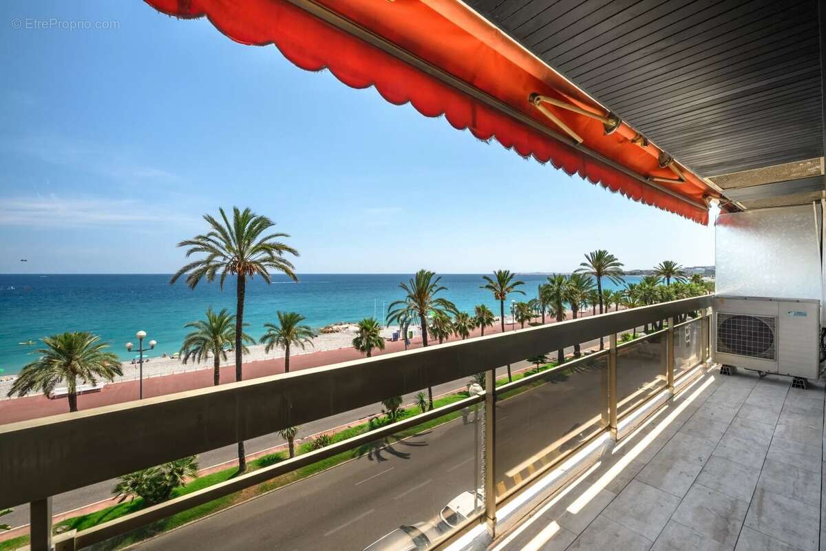 Nice Promenade des Anglais - 3 pièces à rénover - Vue Mer - photo 31