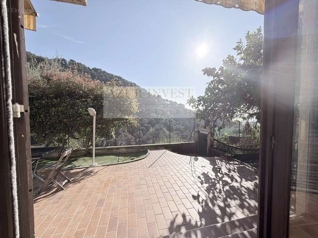 Appartement à ROQUEBRUNE-CAP-MARTIN