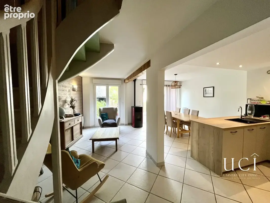 Maison 5 pièces 109 m² à vendre à Rablay-Sur-Layon (49750) - photo 2