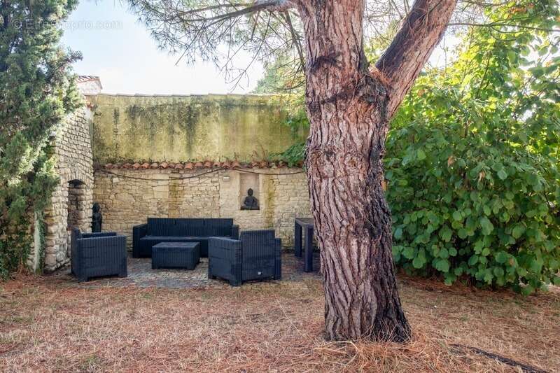 Maison à AIGREFEUILLE-D&#039;AUNIS