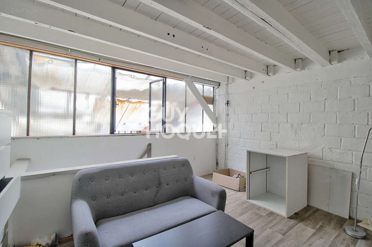 Commerce à PARIS-20E