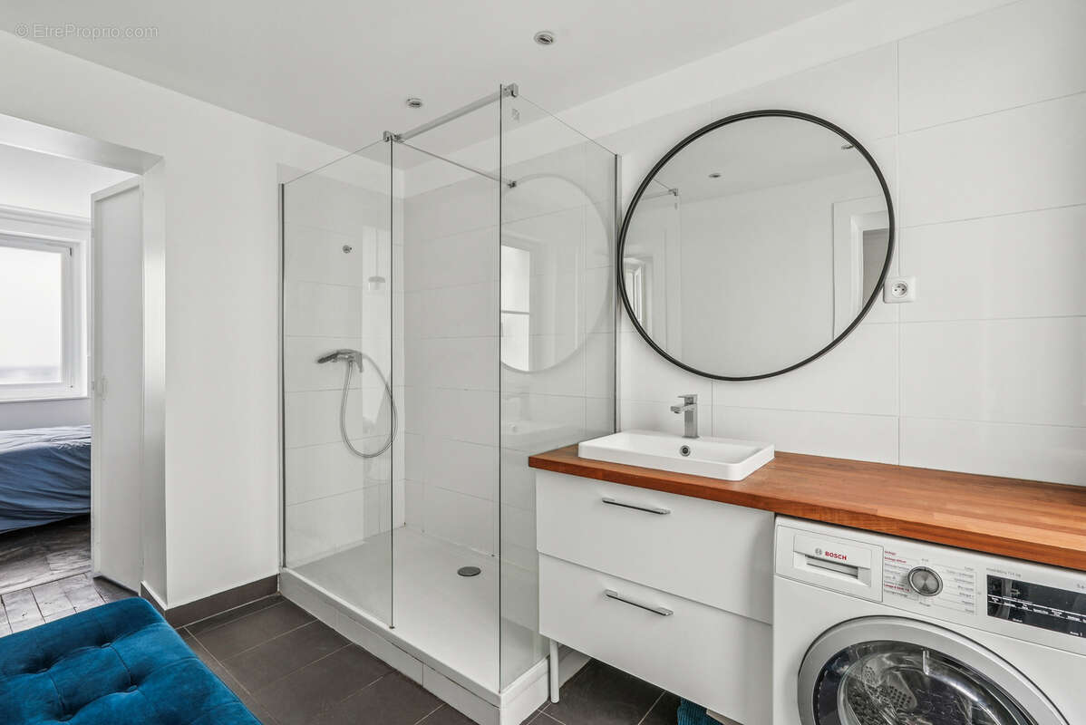 Appartement à PARIS-9E