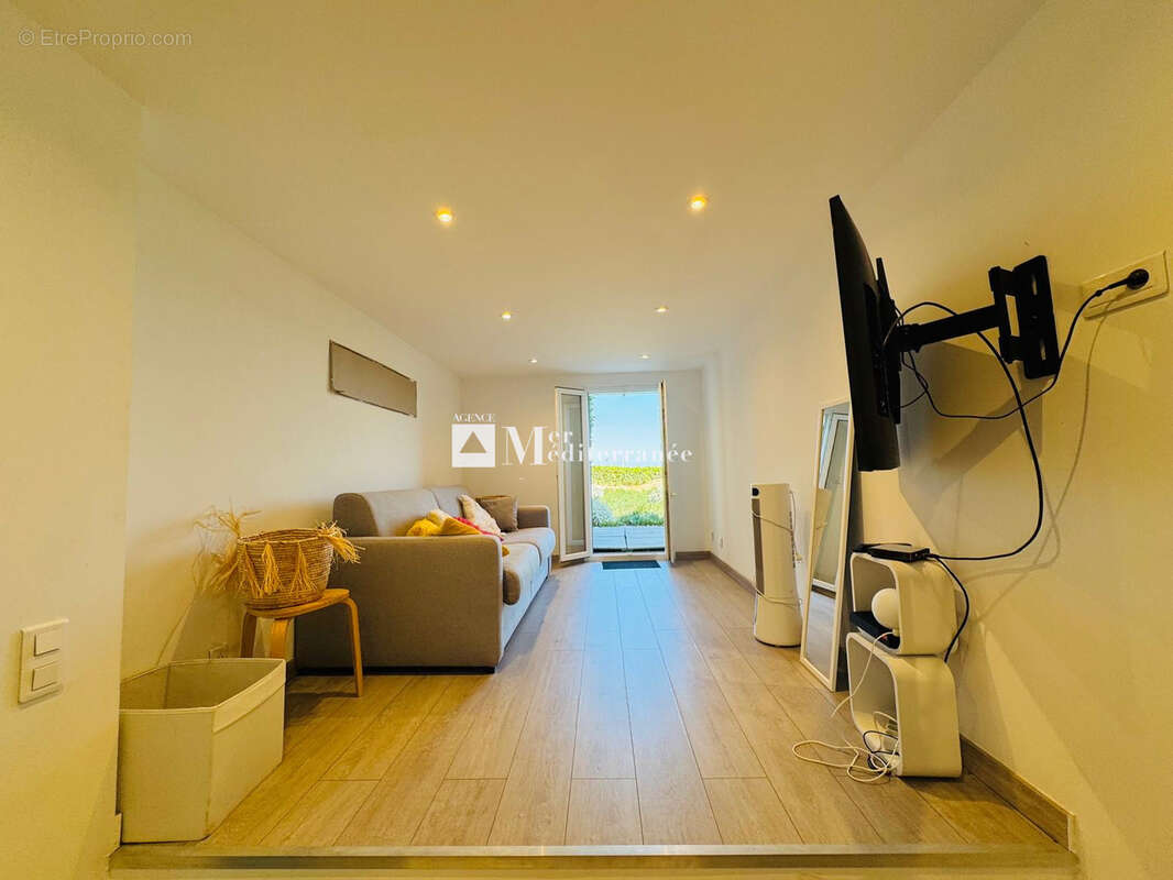 Appartement à GRIMAUD