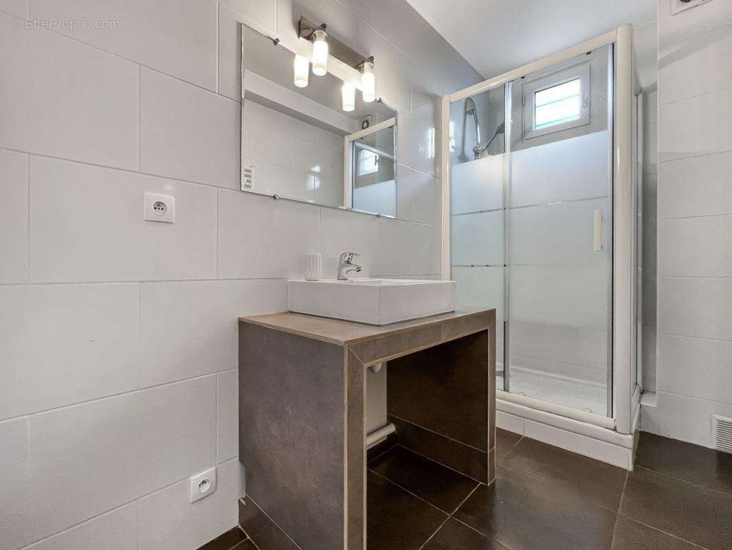 Maison à ASNIERES-SUR-SEINE