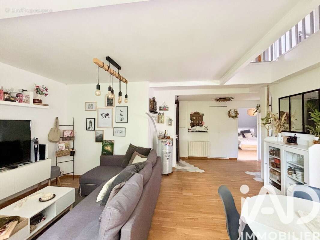 Photo 2 - Appartement à NOISY-SUR-ECOLE