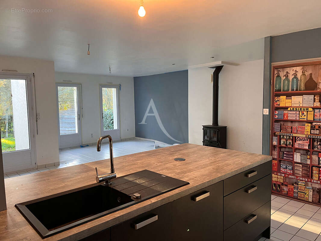 Maison à LANDERONDE