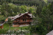 Appartement à LA SALLE-LES-ALPES