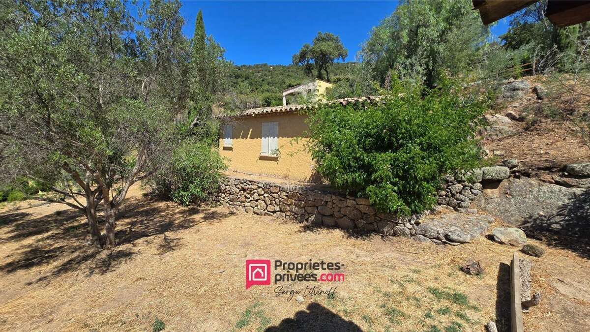 Maison à PLAN-DE-LA-TOUR