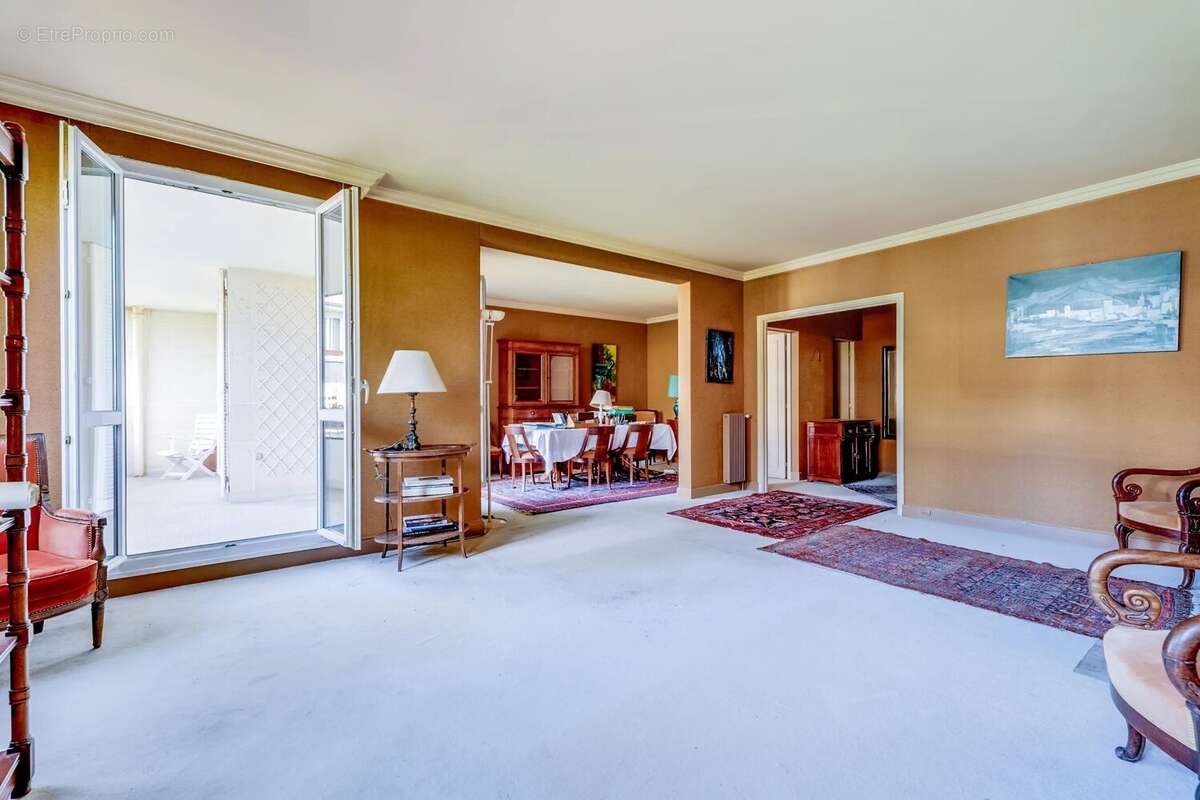 Appartement à LOUVECIENNES
