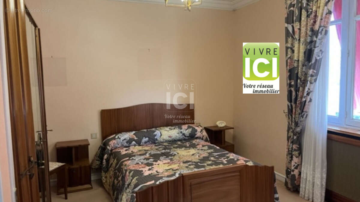 Maison à LA CHAPELLE-BASSE-MER