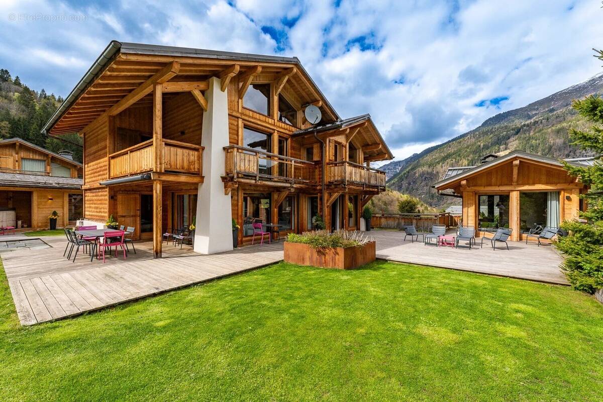 Maison à LES HOUCHES