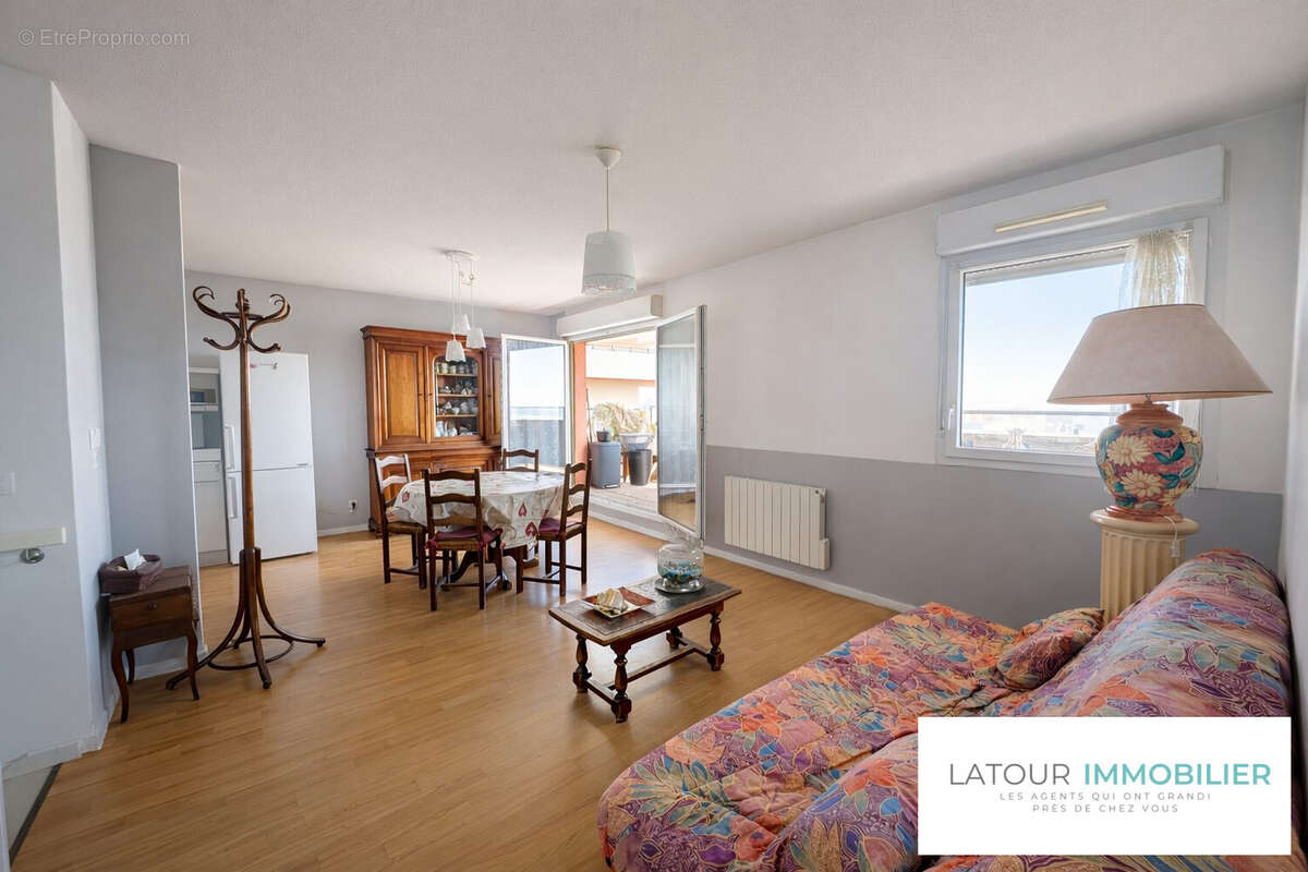 Appartement à L'ISLE-D'ABEAU