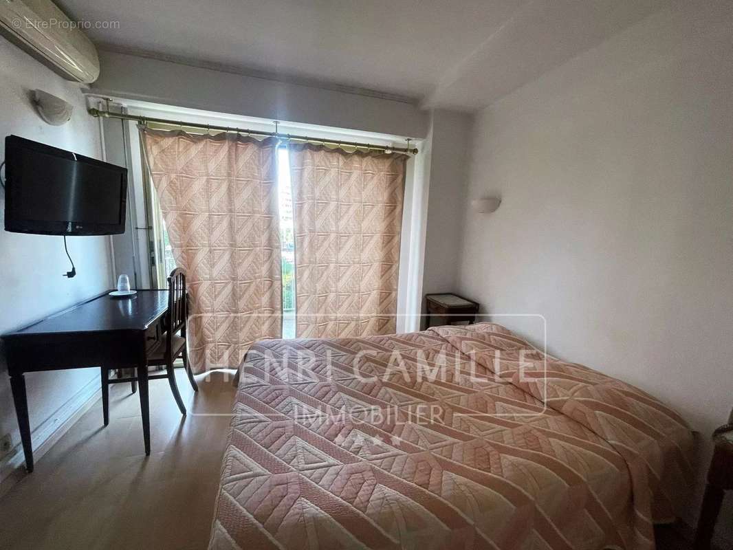 Commerce à LE CANNET