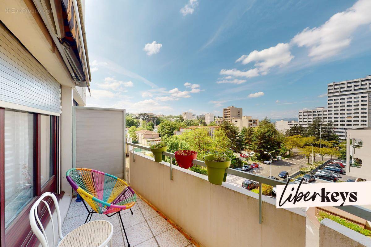 Appartement à LYON-9E