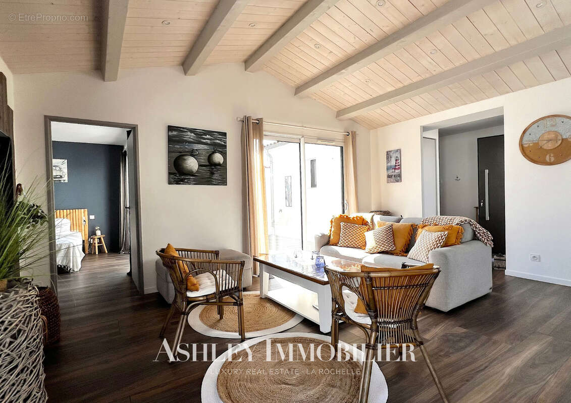 Maison à SAINT-MARTIN-DE-RE