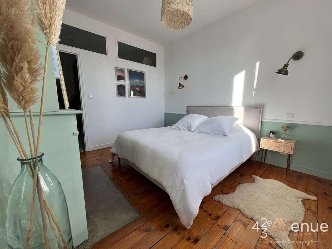 Appartement à SAINT-ETIENNE