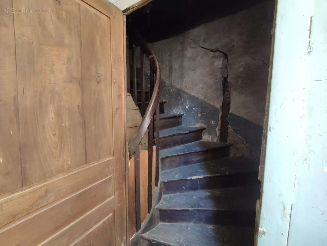 Maison à BUSSIERE-BADIL