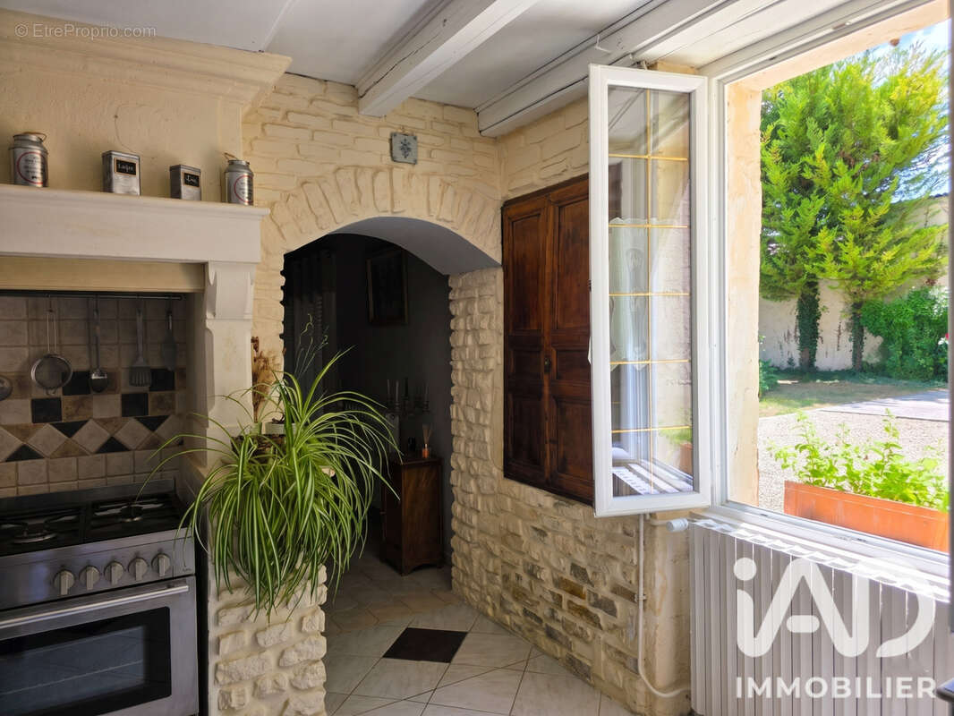 Maison 146 m² à Breville  - photo 4