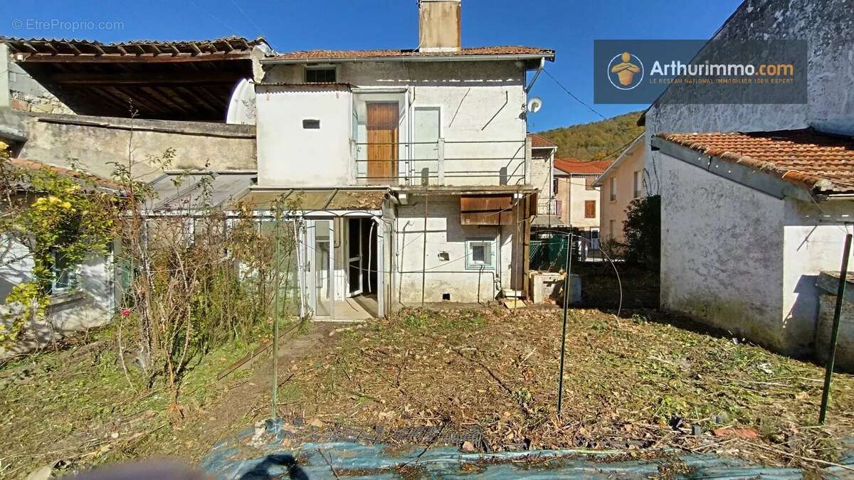 Maison à L&#039;AIGUILLON