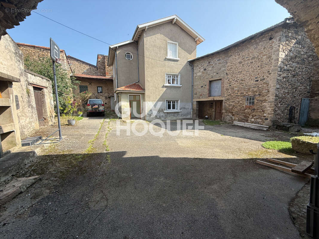 Maison à SAINT-LAURENT-D&#039;AGNY