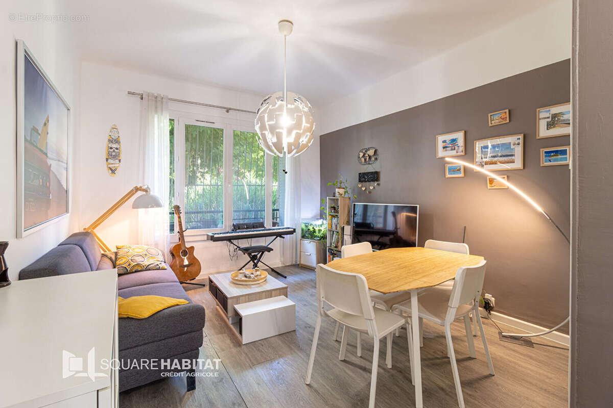 Appartement à MARSEILLE-9E