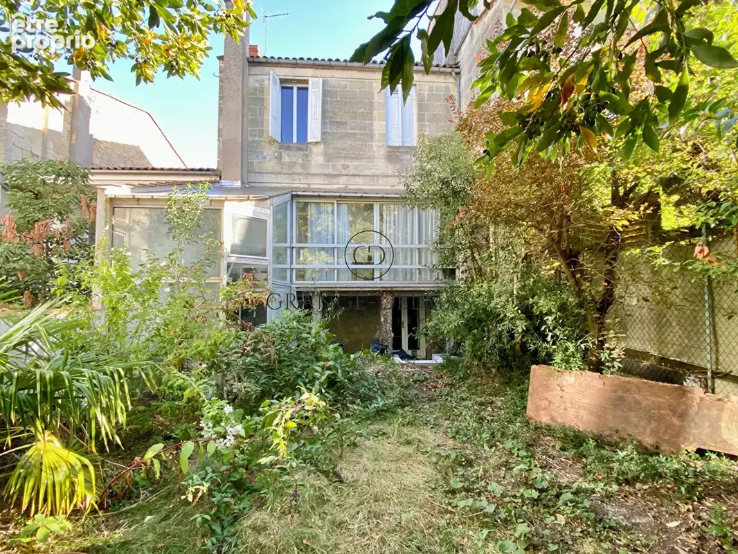 Maison  pierre à rénover avec jardin sud et belles prestations anciennes - Bordeaux Fondaudège - photo 3