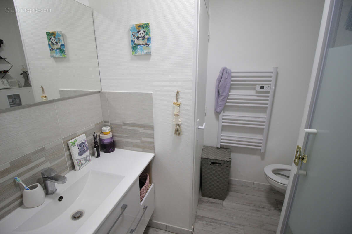 Appartement à MONNAIE
