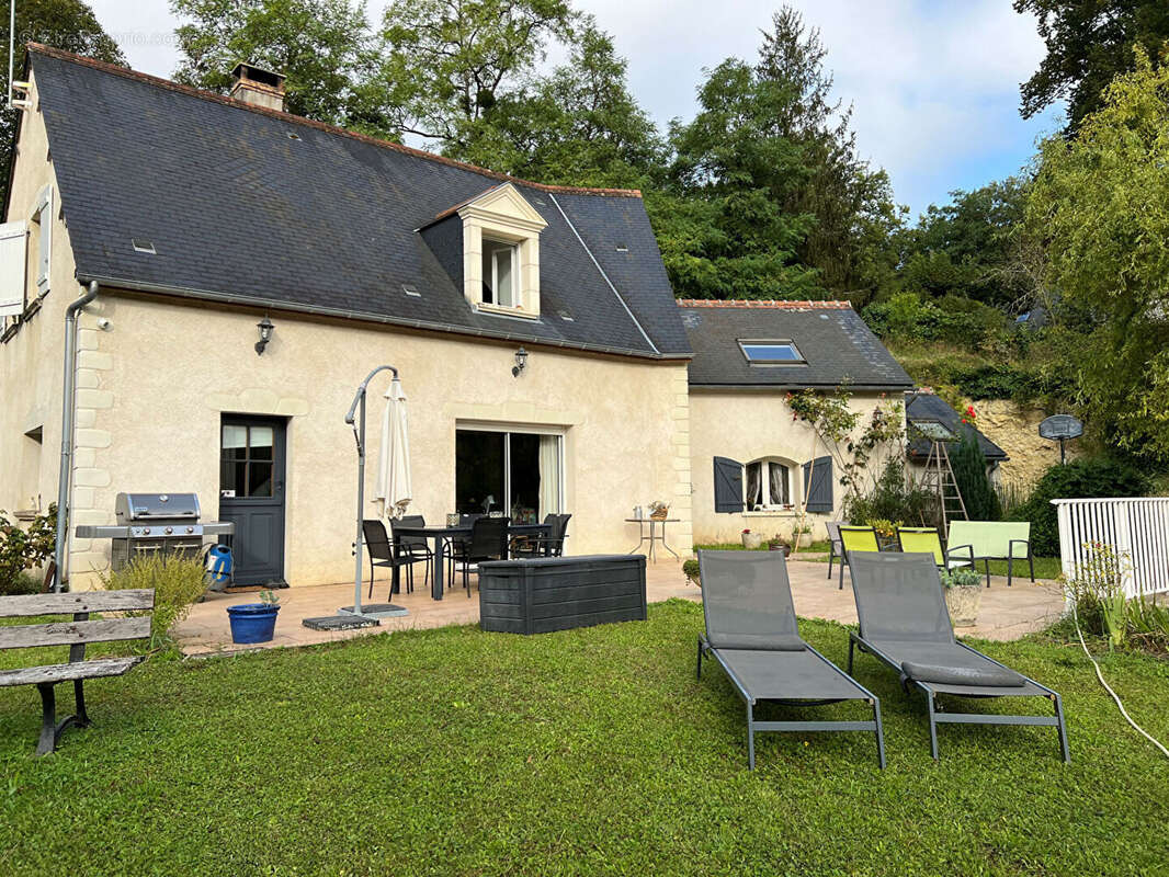 Maison à PARCAY-MESLAY