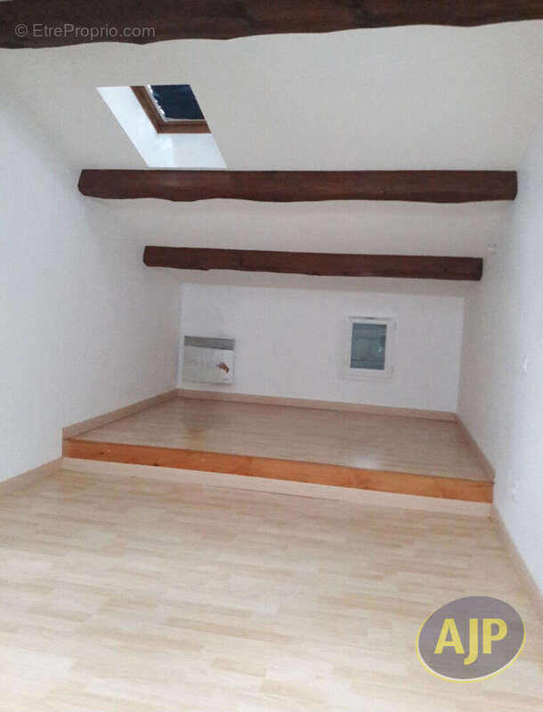 Appartement à SAINTES