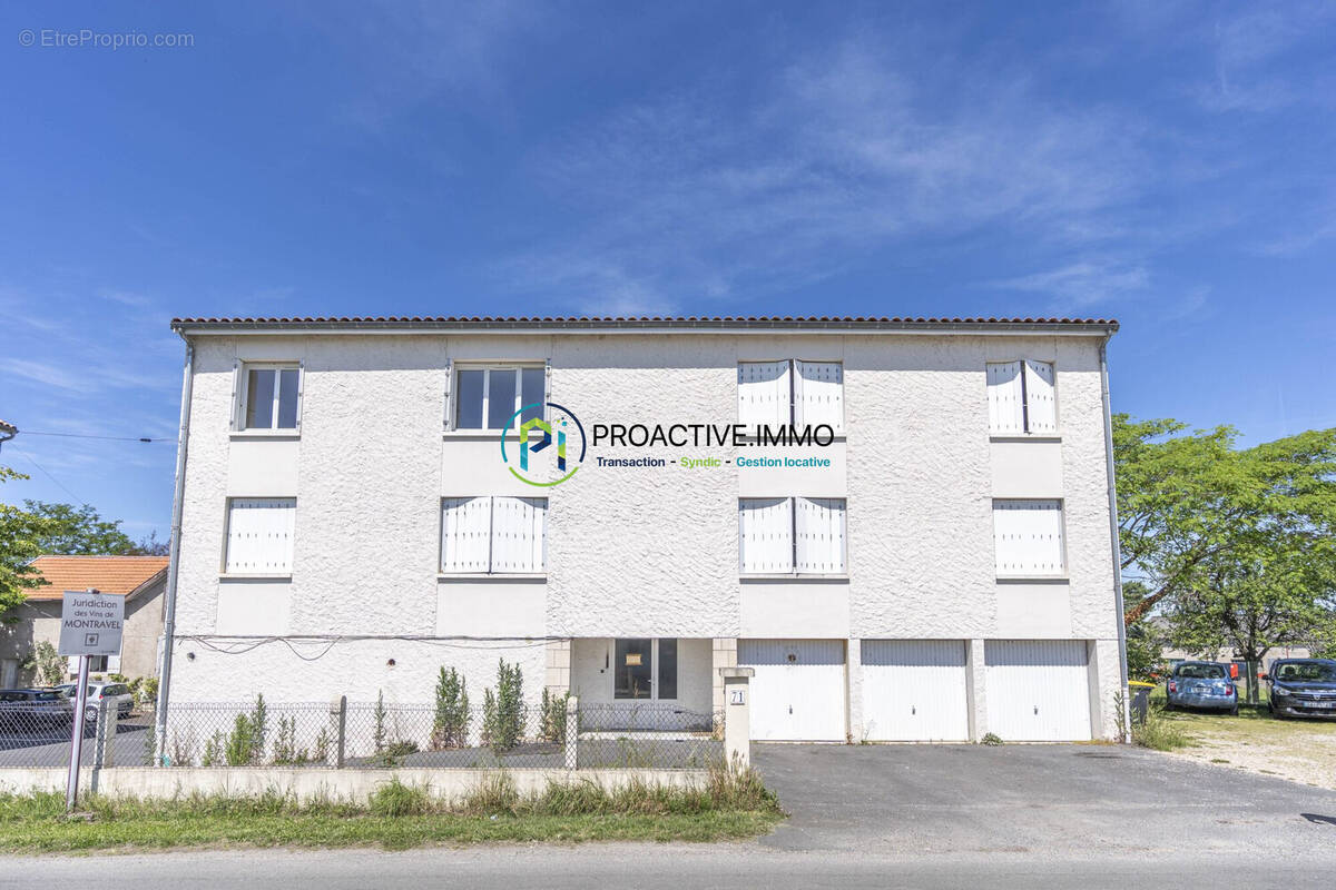 Appartement à VELINES