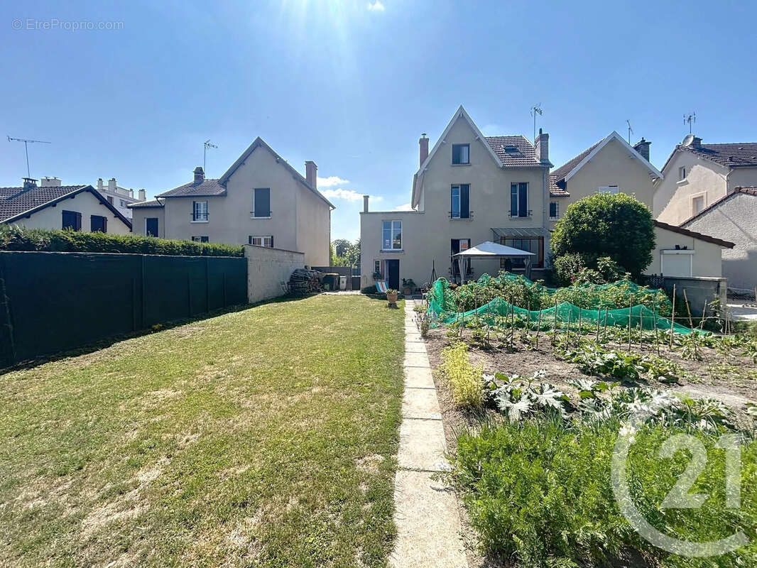 Maison à SAINT-MEMMIE