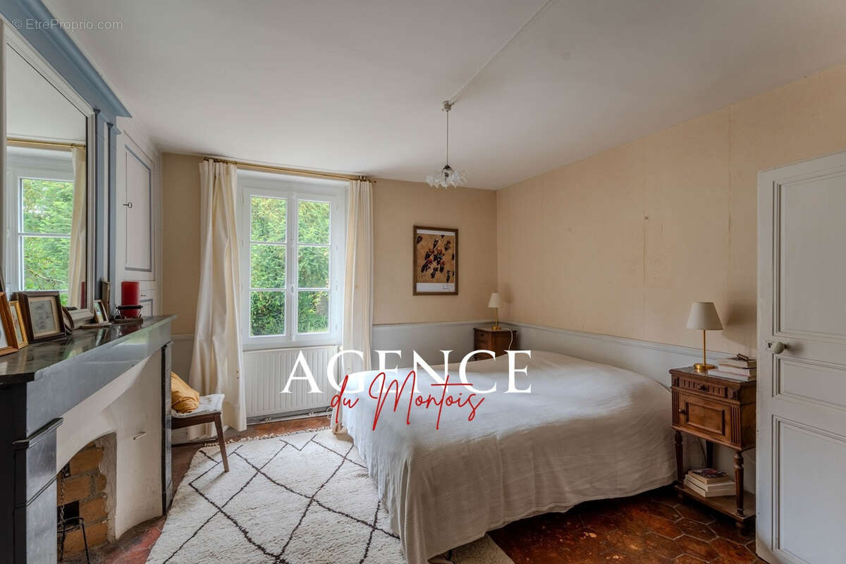 Maison à DONNEMARIE-DONTILLY