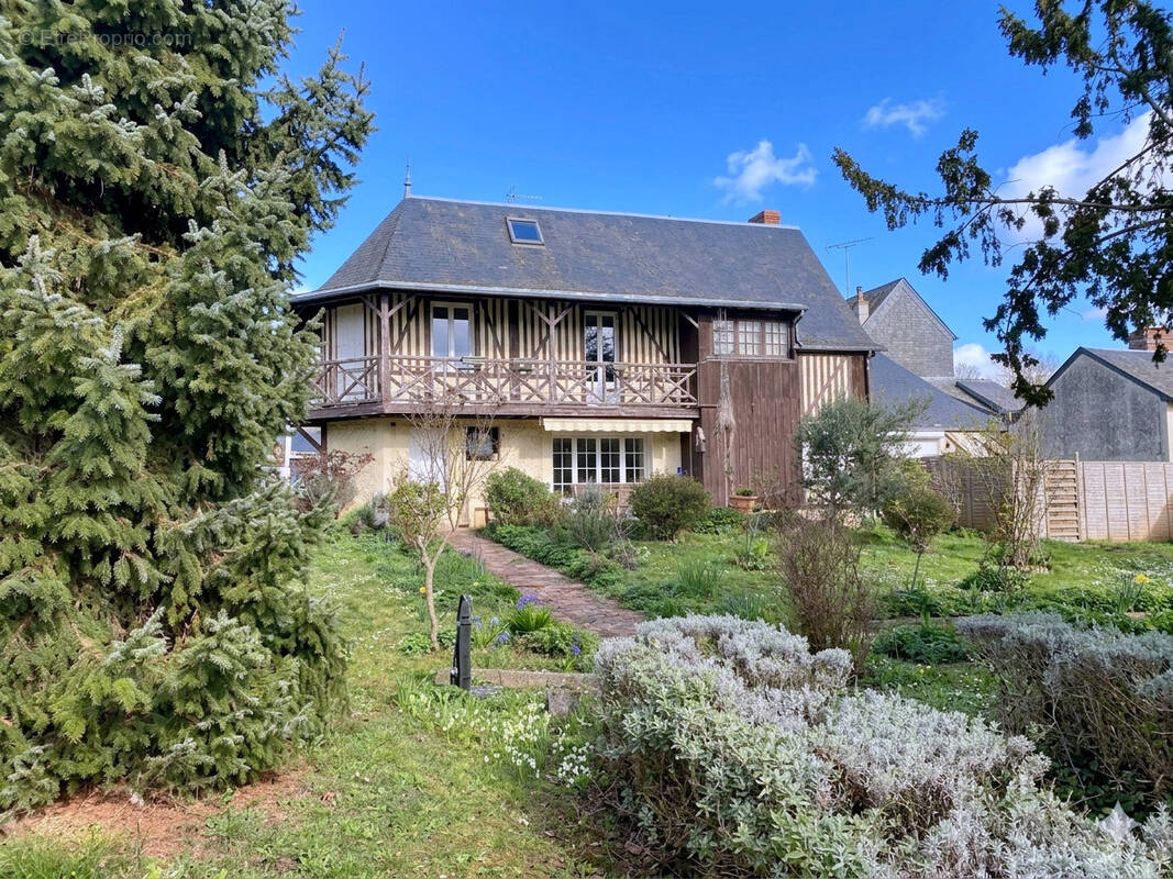 Maison à TROUVILLE-SUR-MER