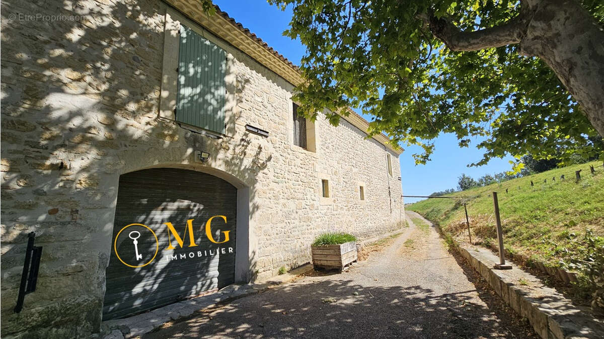 Maison à SAINT-GILLES