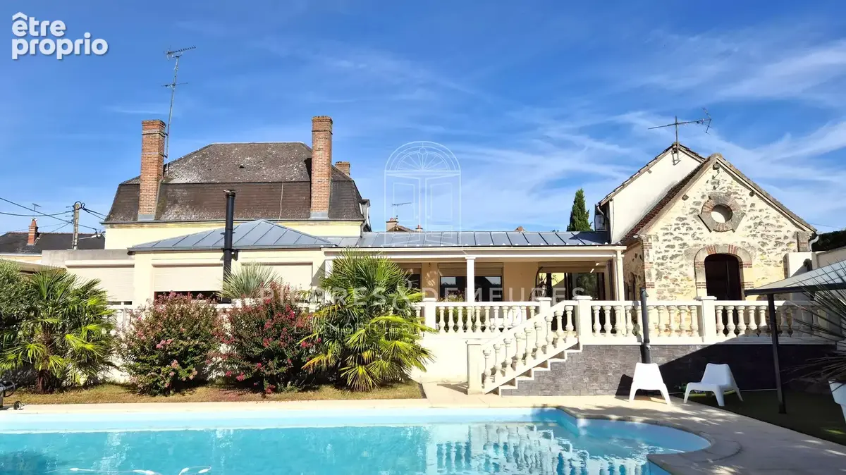 Propriété atypique avec patio et piscine chauffée - photo 18