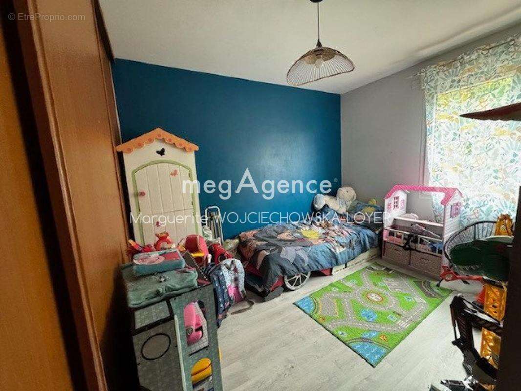 Maison à FRESNAY-SUR-SARTHE