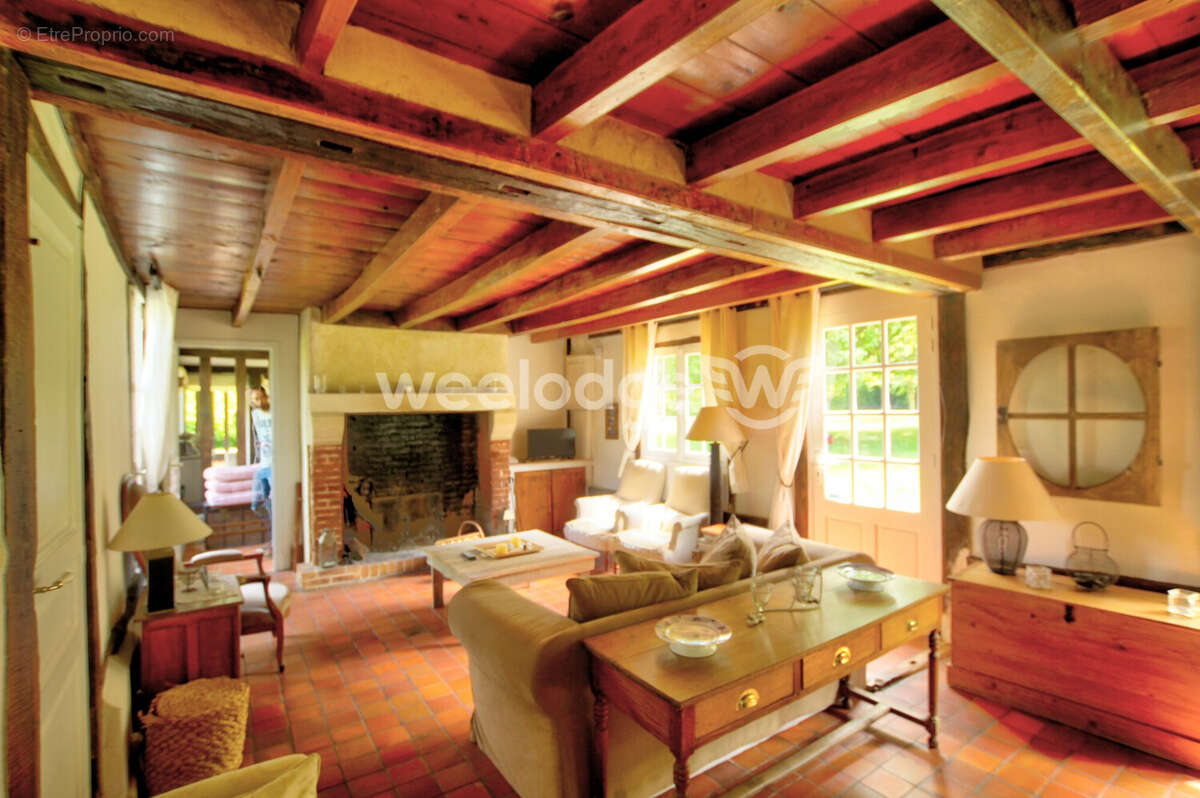 Maison à PONT-L'EVEQUE