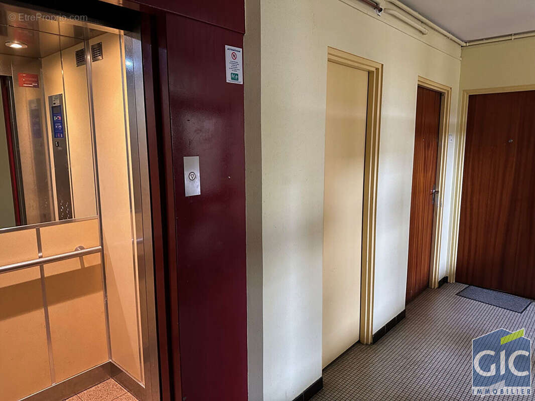 Appartement à HEROUVILLE-SAINT-CLAIR