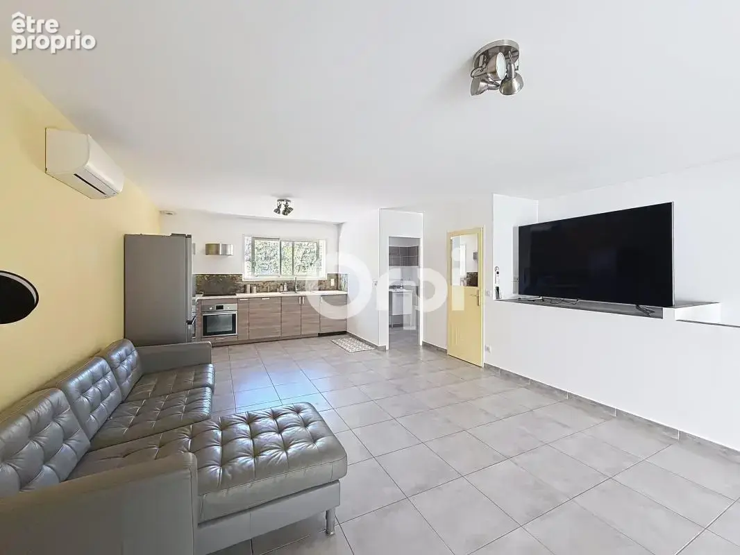 ** Maison 2/3 pièces 95 m2 avec jardin et stationnements ** - photo 7