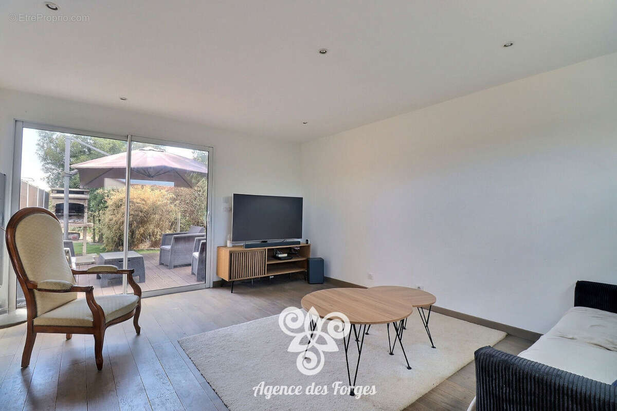 Maison La Planche bourg /  '4 chambres + bureau / Stationnement / garage /  jardin - photo 5